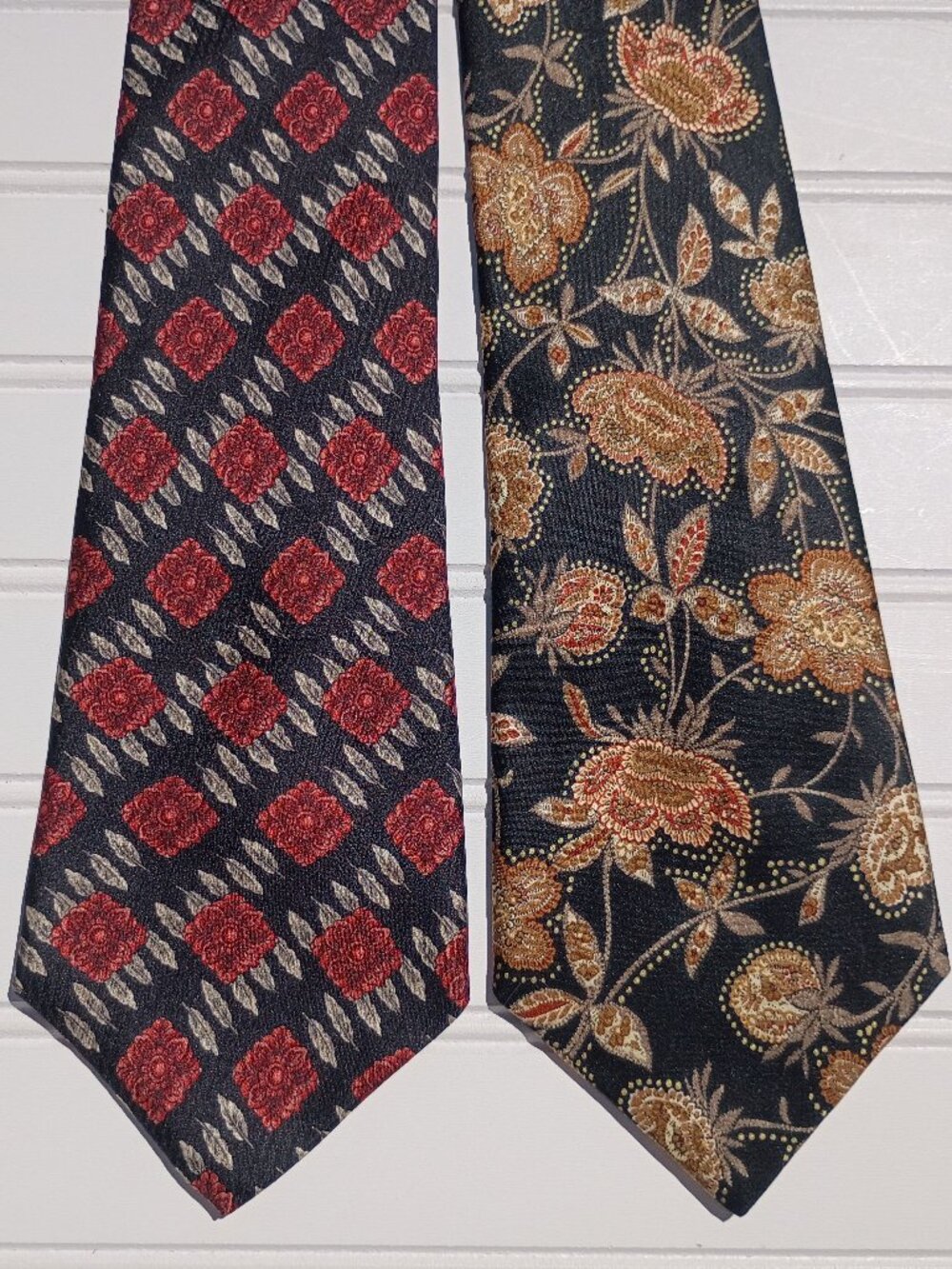 LOT OF 2 Countess Mara Neckties Made in USA Silk Floral Designer Men's Tie Vtg